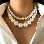 collier ras du cou de perles
