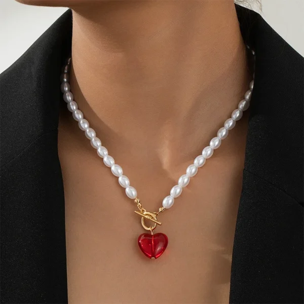 Collier de perles 42 cm Cœur rouge