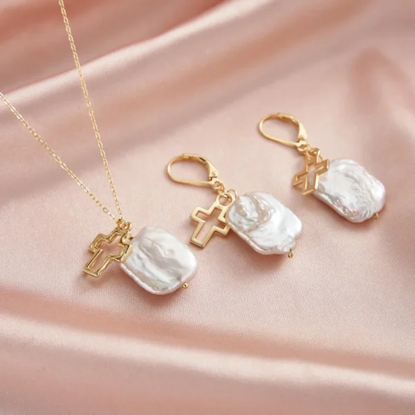 Collier et Boucles d'Oreilles en argent croix