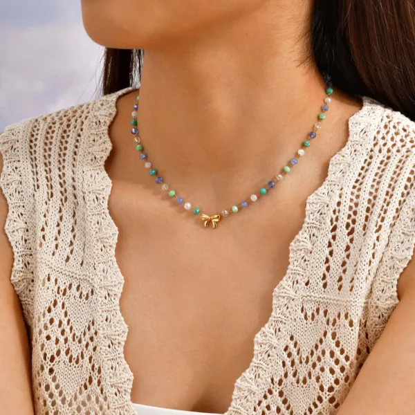 collier bohème de perles colorées