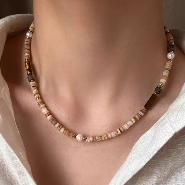 collier bohème perles naturelles